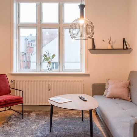 Bright And Spacious Apartment In Downtown Arhus Екстериор снимка